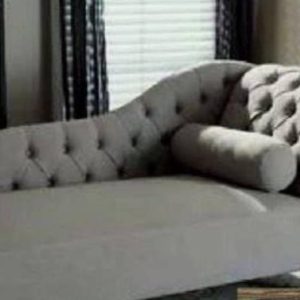 Tufted Chaise Lounge